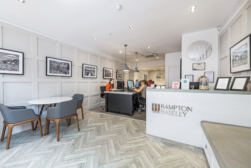 Rampton Baseley Wandsworth Estate Agents photo 3