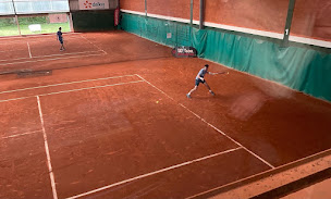Photo n°30 de Club ATO à Orsay (Moniteur de tennis)