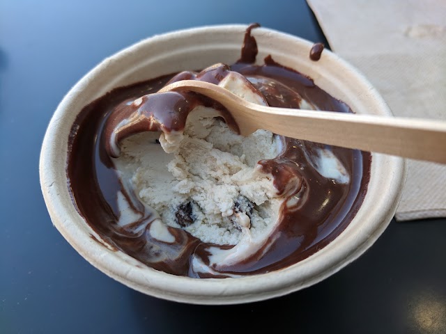 Mr. Dewie’s Cashew Creamery