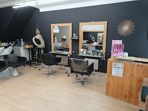 Photo n°3 de Liss' Coiffure- coiffeur mixte sur Bousbecque à Bousbecque (Centre de bien-être)