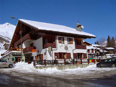 Hotel Santa San Route Barmasc, 1, 11020 Antagnod AO, Italia