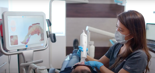United Exchange Dental Assisting School - Thumbnail