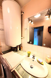 Photo n°4 de Logement calme terrasse belle vue calme nature à Collobrières (Chambre d'hôtes)