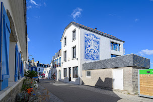 Photo n°11 de Les Menuisiers Bretons à Berné (Magasin de stores et de rideaux)