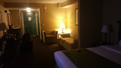 Photos of Country Inn & Suites By Carlson, Grand Rapids East, MI