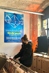 Photo n°7 de 79tours vinyl shop à Niort (Magasin de matériel Hi-Fi)