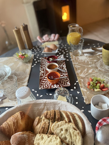 Photo de Maison des Bourgades - BB - Chambres d'hôtes à Saint-Julien-de-Peyrolas (30760)