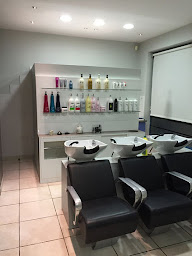 Photo n°6 de david&son - Coiffeur Saint Egrève à Saint-Égrève (Salon de coiffure)