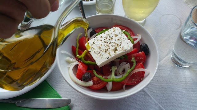 ΠΑΡΑΔΟΣΙΑΚΗ ΤΑΒΕΡΝΑ ...ΓΟΥΛΕΣ...(GOULES)