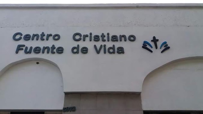 Centro Cristiano Fuente De Vida, Author: Elisa Monzon