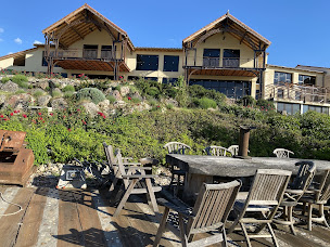 Photo n°46 de Domaine de Bugatel (le restaurant) à Sainte-Livrade-sur-Lot (Cave à vins)