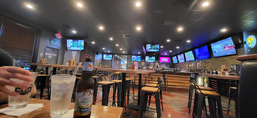 HiWay Pizza Pub