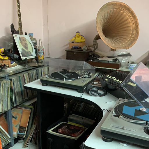 DISCOS LUPE DJ - Thumbnail