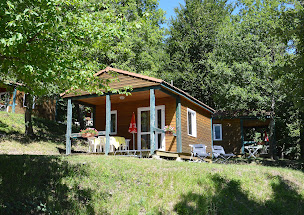 Photo n°16 de Yelloh! Village Camping Le Couspeau à Le Poët-Célard (Piscine)