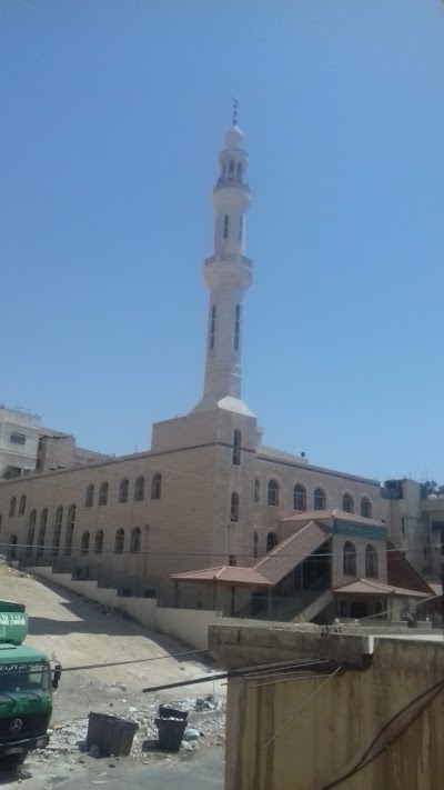 Photos of واحة صب لبن للكهربائيات