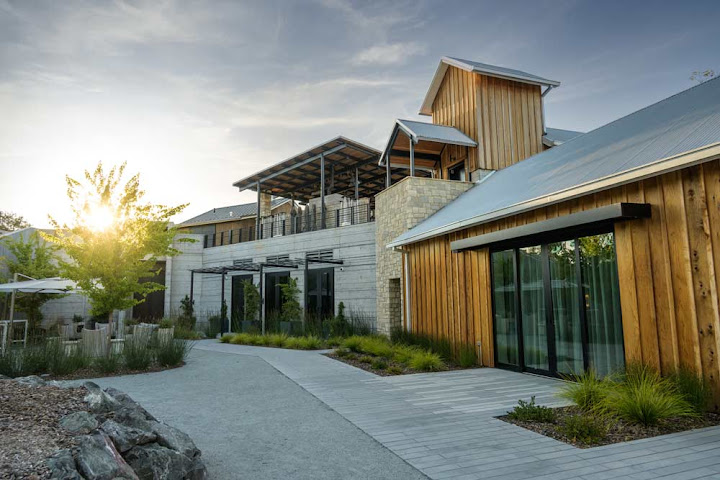 Elusa Winery by null