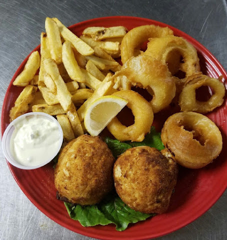 Penn Hotel Sports & Raw Bar by null