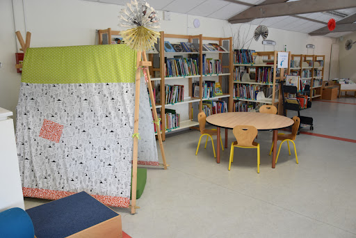 Bibliothèque Les Mots Passant - Thumbnail