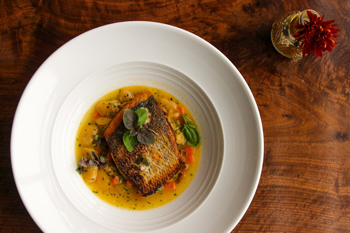 Au Courant Regional Kitchen by null