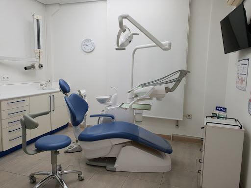 Clínica dental Reyes Flamarique Montón