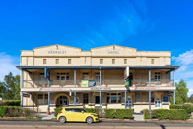 Kearsley Hotel