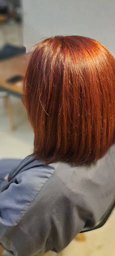 Elisen coiffeuse a domicile - Thumbnail