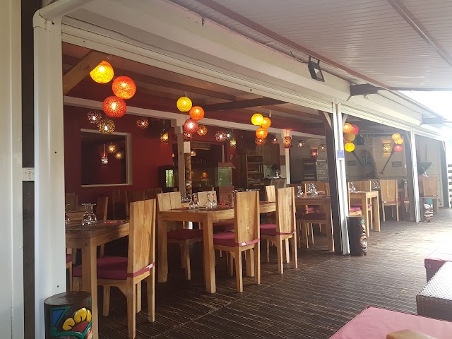 PURA VIDA RESTAURANT