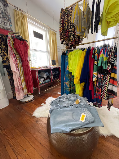 She Edgy Boutique - Thumbnail