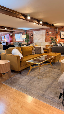 Ballard Consignment - Furniture & Decor by null