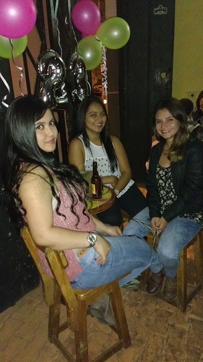 bar