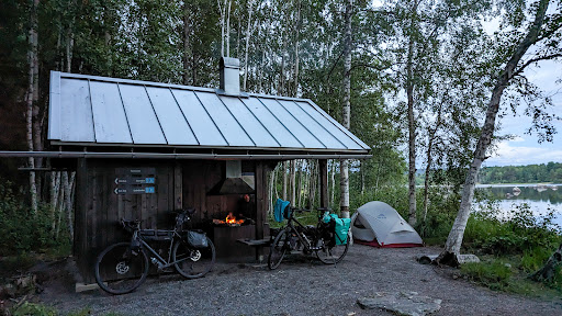 Isalanäset - Thumbnail
