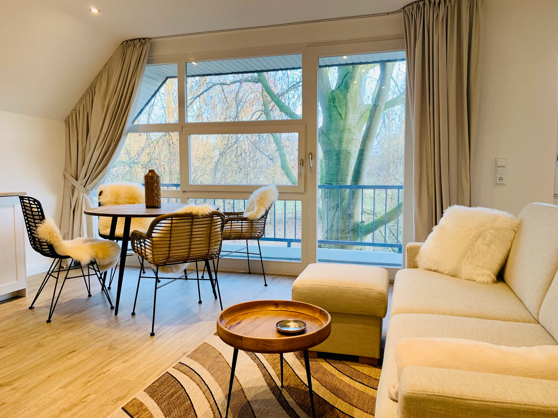 FUNCKyHOME APARTMENTS