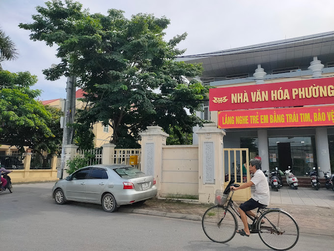 Nhà Văn Hóa Phường Phúc Đồng