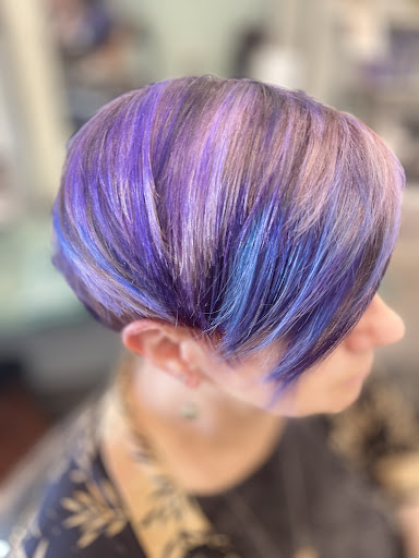 De Legge European Studio- Keratin Hair Treatment Asheville - Thumbnail