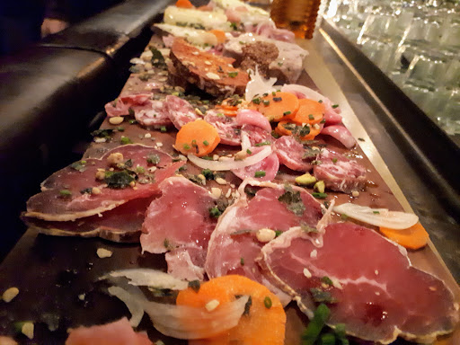 Philemon Bar - Visual