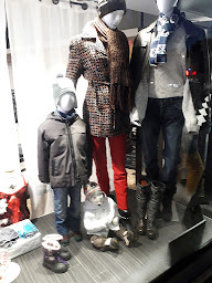 Photo n°13 de FRIPERIE LUPEENNE à Saint-Loup-sur-Semouse (Magasin de vêtements pour femmes)