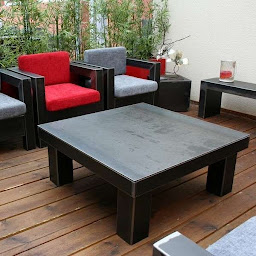 Photo n°4 de LOFTBOUTIK à Port-Vendres (Magasin de meubles)