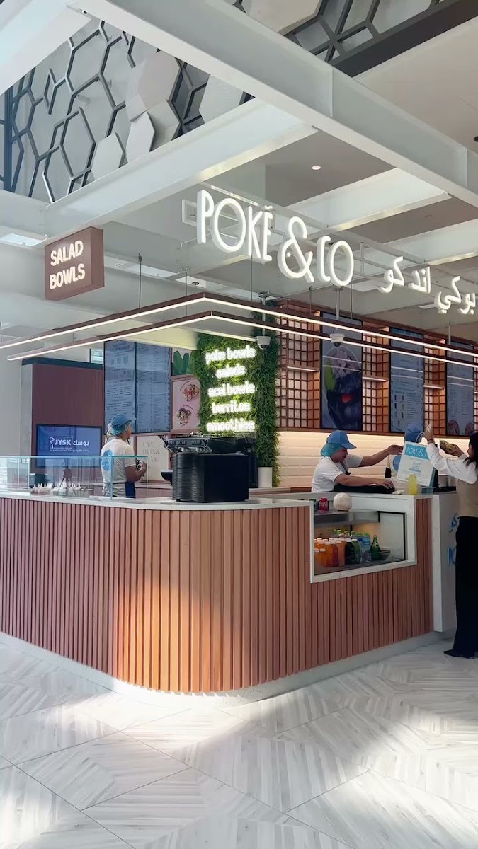 Poke & Co - The Galleria — photo 2