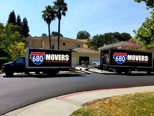 680 Movers - Visual