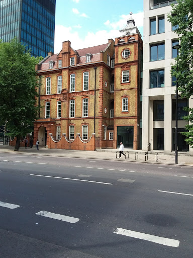 University College Hospital : Elizabeth Garrett Anderson Wing - Thumbnail