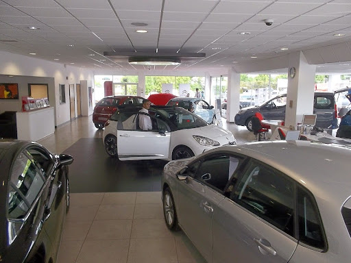 Evans Halshaw Citroen Leeds - Thumbnail