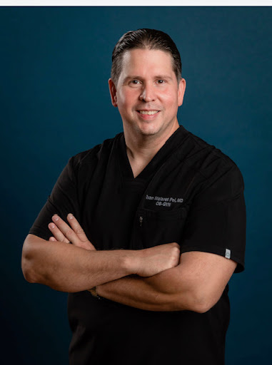 Dr. Iván Malaret Pol / United Ob Gyn PSC.