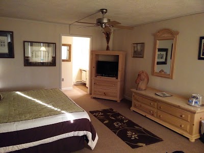 Photos of Cliff Dwellers Inn