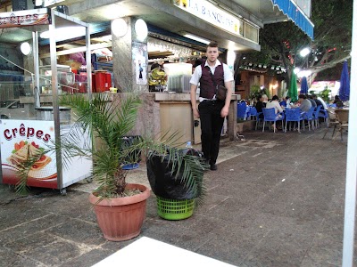 Photos of LA BANQUISE