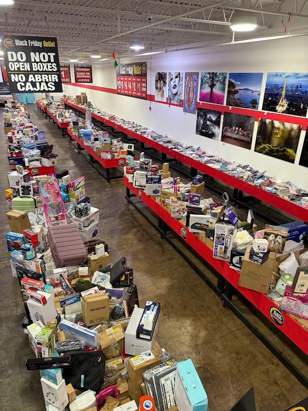 Black Friday Outlet photo 1