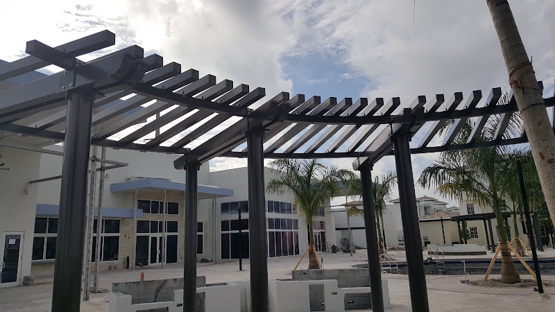 TechGroupOne - General Contractor