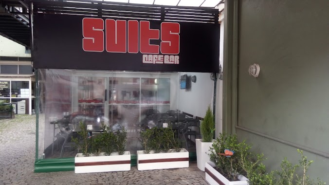 SUITS café & bar, Author: nancy lucia figueroa