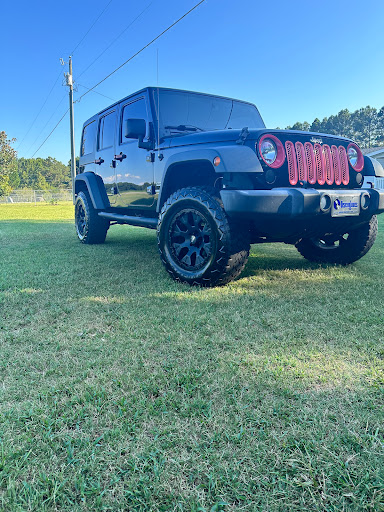 Lil Tony’s Detail Service - Thumbnail