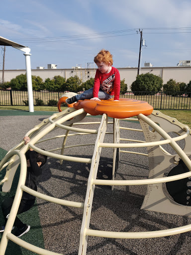Yellowjacket Park - Visual