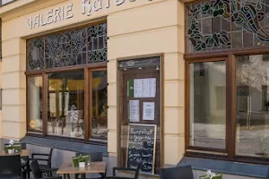Galerie Cafe Hutschachtel image